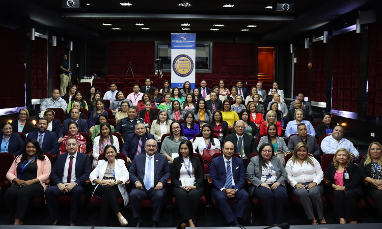 foto de portada de la publicación DIRECCIÓN DE CARRERA ADMINISTRATIVA INICIA CICLO DE CONFERENCIAS SOBRE LA LEY 9 QUE REGULA EL SISTEMA