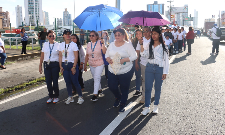 foto de portada de la publicación DIGECA participa en caminata para celebrar el Día Internacional de las Personas con Discapacidad