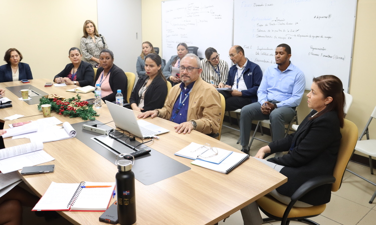 foto de portada de la publicación DIGECA instruye sobre Carrera Administrativa a servidores públicos del IMHPA