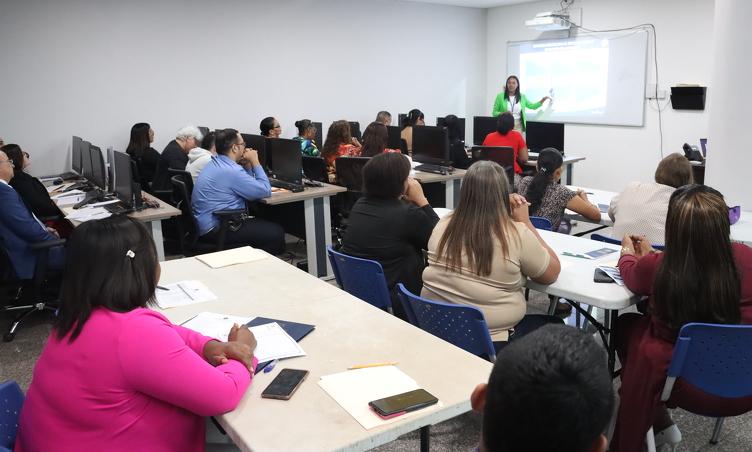 foto de portada de la publicación DIGECA dicta seminario-Taller sobre Metodología para la Administración de Expedientes