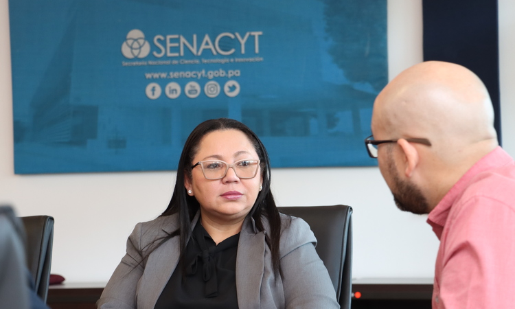 foto de portada de la publicación DIGECA fortalece gestión de recurso humano con la orientación de Senacyt