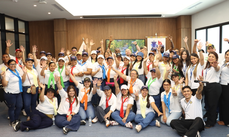 foto de portada de la publicación “Unidos por los Lazos del Éxito”: DIGECA fortalece el trabajo en equipo en la   Autoridad Nacional de Aduanas
