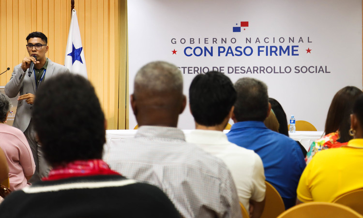 foto de portada de la publicación DIGECA impulsa la transformación del servicio público con enfoque humano en el MIDES
