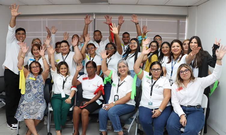 foto de portada de la publicación DIGECA dicta Taller de Cuerdas a servidores públicos del BHN para fortalecer el trabajo en equipo