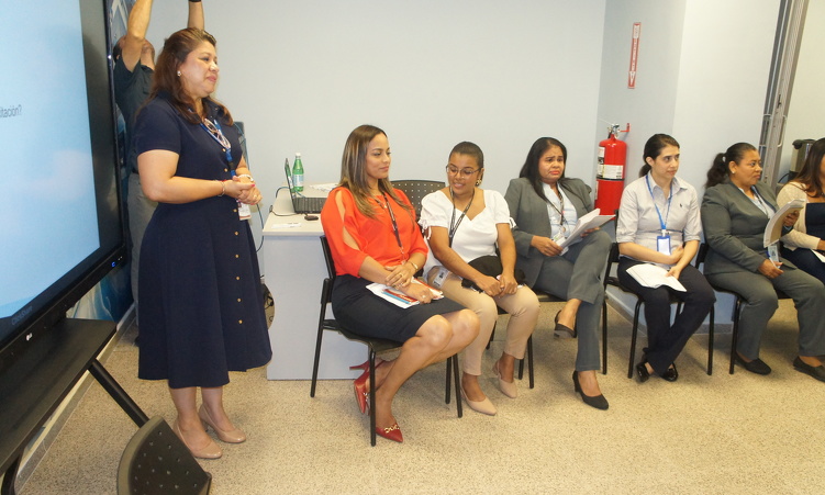 foto de portada de la publicación DIGECA desarrolla seminario taller “Comunicación Asertiva” para servidores del Registro Público