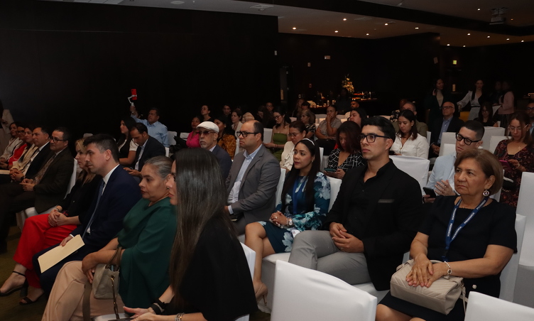 foto de portada de la publicación DIGECA asiste a la inauguración de la MBA UC de la Pontificia Universidad Católica de Chile