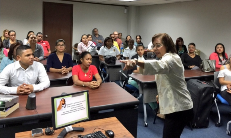 DIGECA ofrece  seminario  en Atencin de Clientes Difciles y Manejo del Estrs  a los servidores pblicos