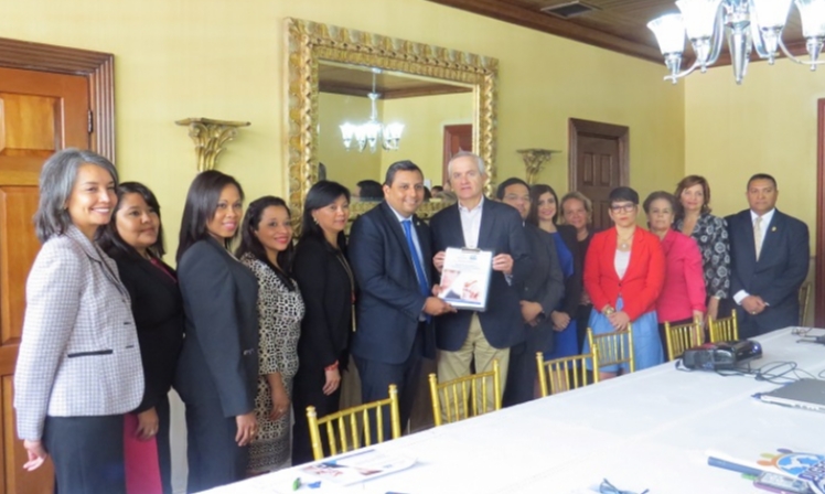 ENTREGA DE LA PROPUESTA DE ADECUACIONES A LA NORMATIVA DE EVALUACIÓN DEL DESEMPEÑO PARA EL ESTADO