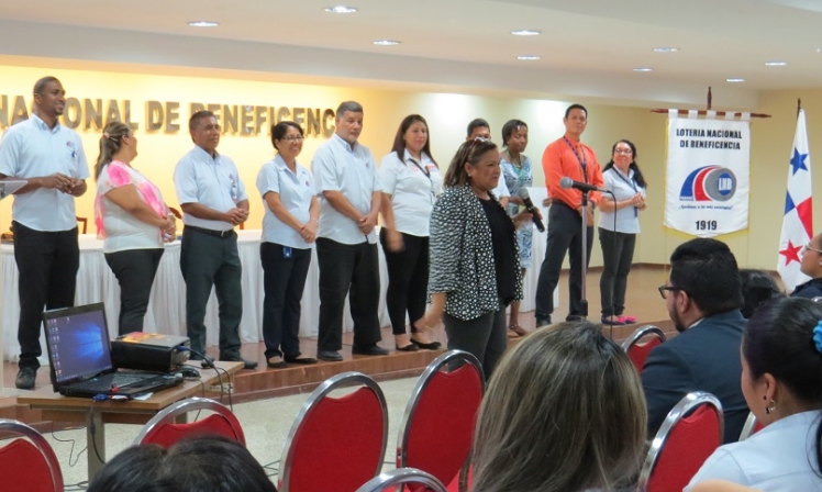 Seminario: Servicio de Excelencia orientado a los servidores públicos 