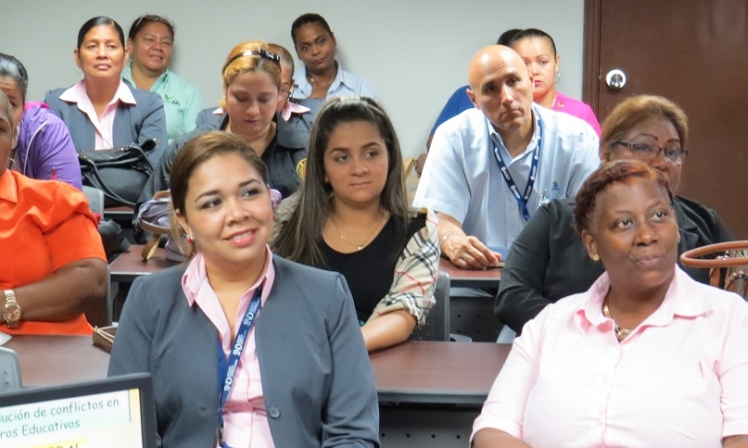 Seminario Disciplina y Conducta Apropiada en nuestras labores diarias