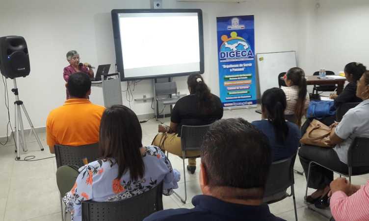 Formación sobre Redacción y Ortografía en la provincia de Herrera