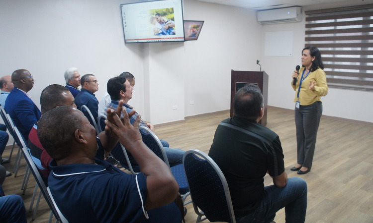 DIGECA ofrece taller sobre Paternidad Responsable a servidores públicos de ACODECO 