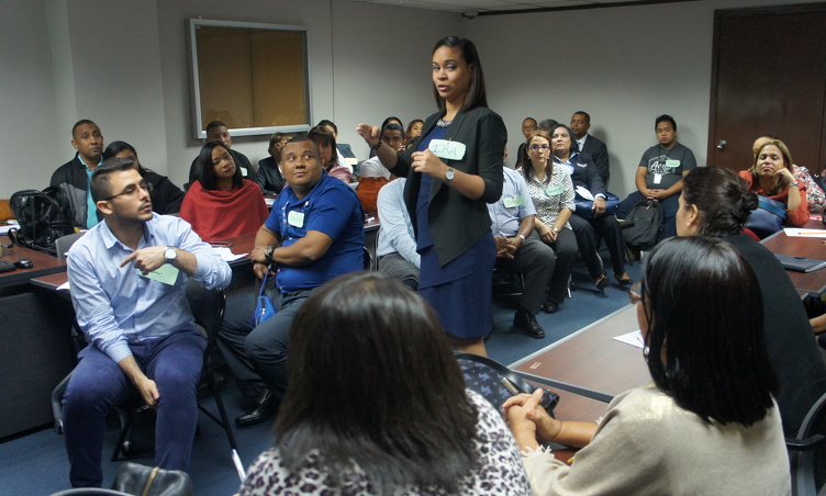 Carrera Administrativa capacita a servidores públicos en Gestión y Dirección de Equipo 
